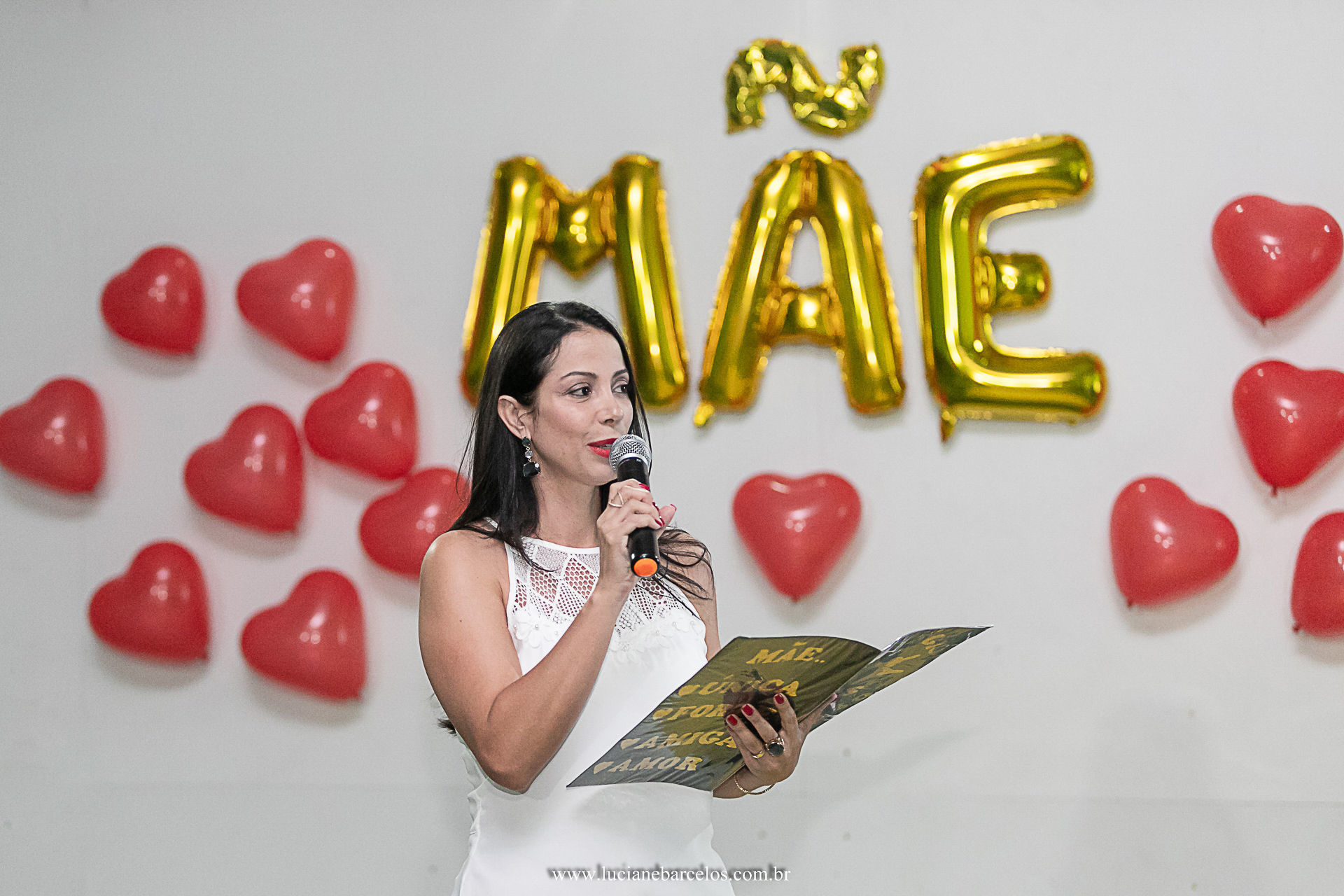 Foto Fotografia Escolar - Apresentação Dia das Mães no Colégio Integração Foto Fotografia Escolar - Apresentação Dia das Mães no Colégio Integração - Imagem 0