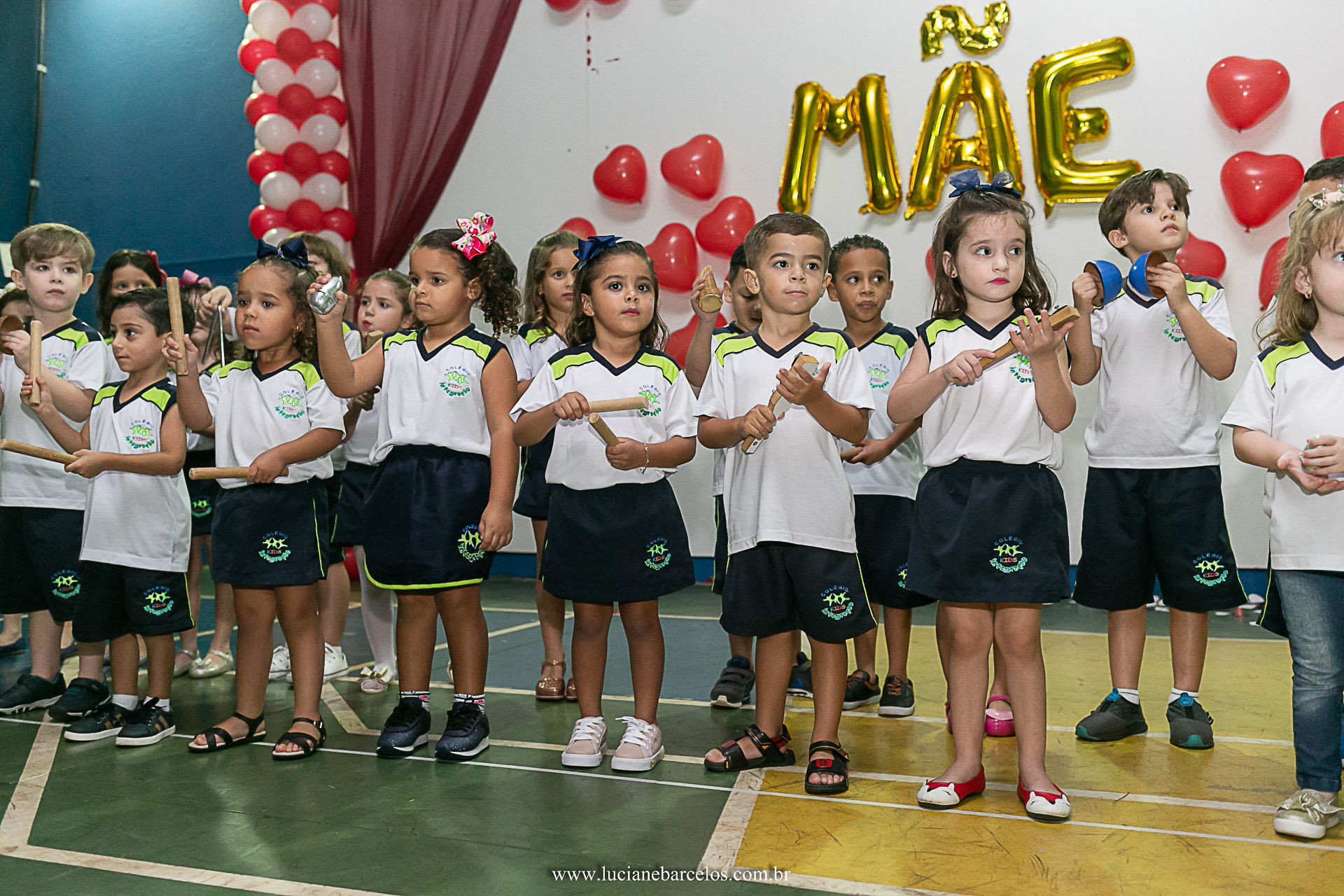 Foto Fotografia Escolar - Apresentação Dia das Mães no Colégio Integração Foto Fotografia Escolar - Apresentação Dia das Mães no Colégio Integração - Imagem 11