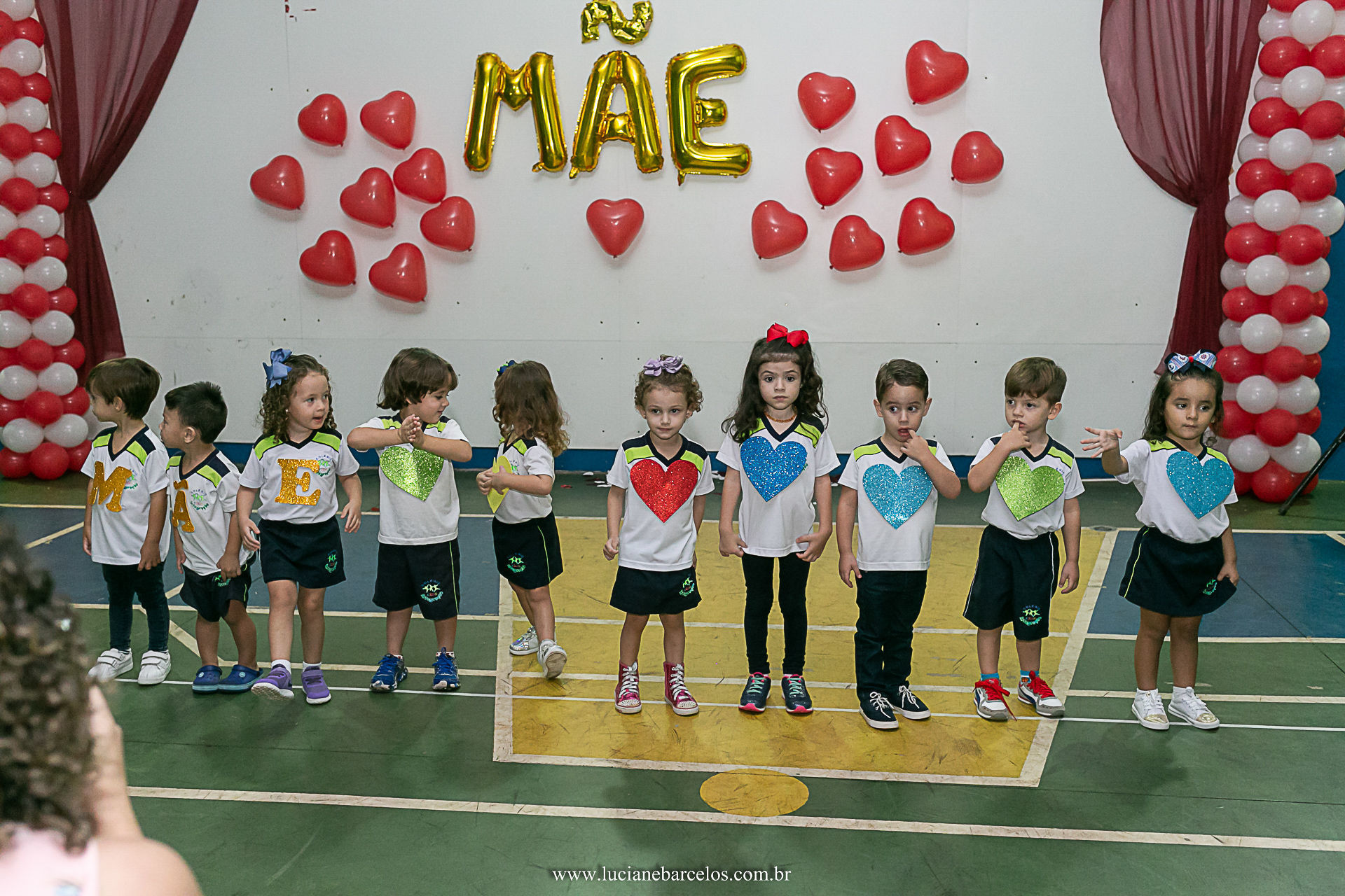 Foto Fotografia Escolar - Apresentação Dia das Mães no Colégio Integração Foto Fotografia Escolar - Apresentação Dia das Mães no Colégio Integração - Imagem 8