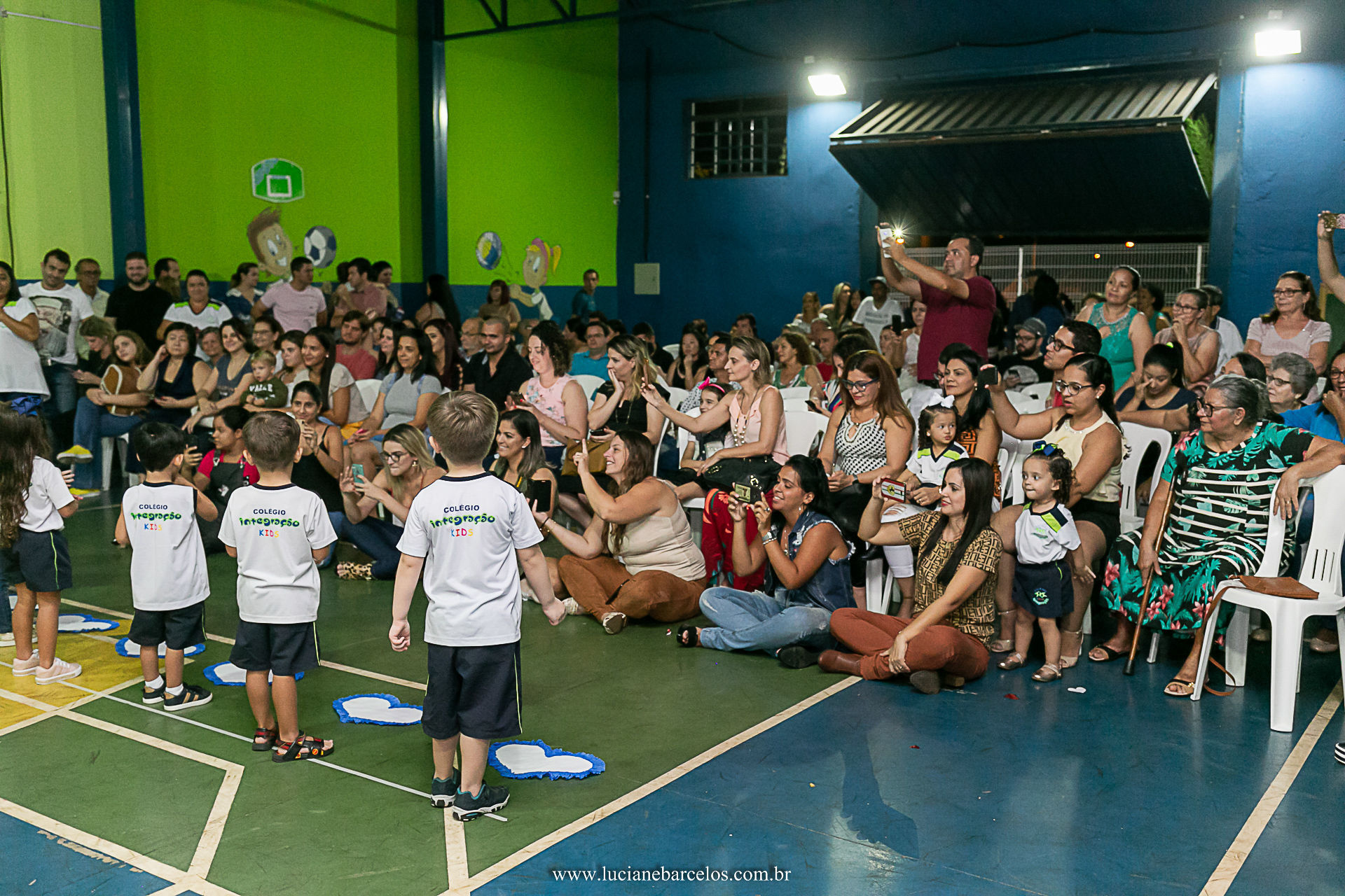 Foto Fotografia Escolar - Apresentação Dia das Mães no Colégio Integração Foto Fotografia Escolar - Apresentação Dia das Mães no Colégio Integração - Imagem 13